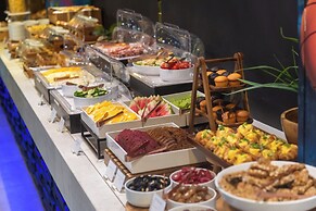 Rise Urban Art Hotel