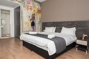 Rise Urban Art Hotel