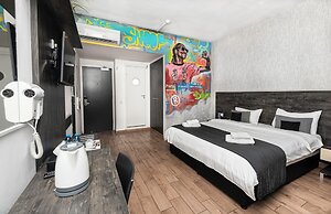 Rise Urban Art Hotel