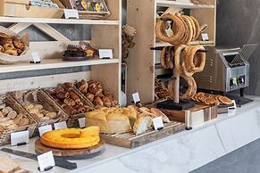 Rise Urban Art Hotel