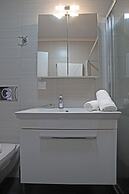 Apollo Apartments & Studios