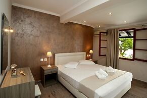 Apollo Apartments & Studios