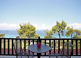 Apollo Apartments & Studios