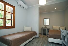 Apollo Apartments & Studios