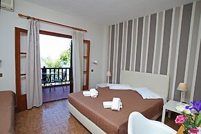 Apollo Apartments & Studios