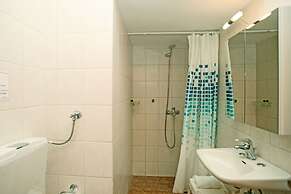 Apollo Apartments & Studios