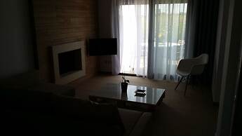 Niovi Boutique Apartments