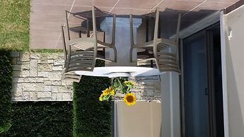 Niovi Boutique Apartments