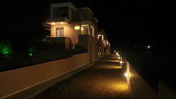 Niovi Boutique Apartments