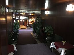 ABC Hotel