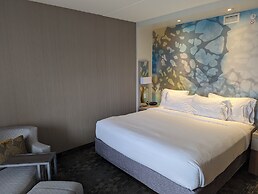 Courtyard by Marriott Holland Downtown