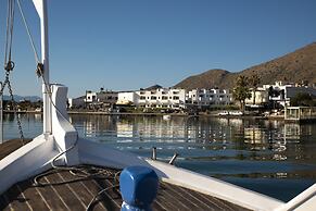 Elounda Alikes Suites & Studios