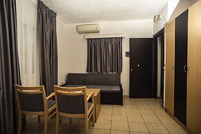 Elounda Alikes Suites & Studios