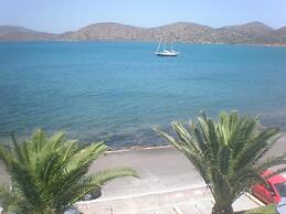 Elounda Alikes Suites & Studios