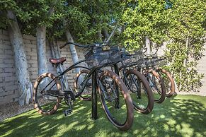 Santiago Resort - Palm Springs Premier Gay Men’s Resort