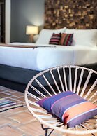 Santiago Resort - Palm Springs Premier Gay Men’s Resort