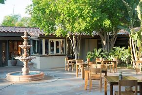 Santiago Resort - Palm Springs Premier Gay Men’s Resort
