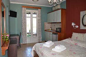 Edem Studios & Apartments