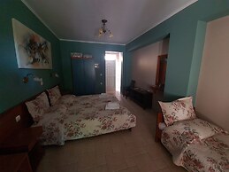 Edem Studios & Apartments