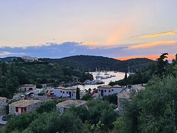 Edem Studios & Apartments