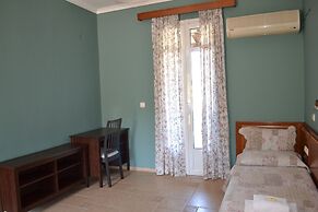 Edem Studios & Apartments