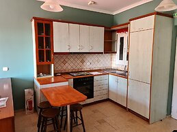 Edem Studios & Apartments