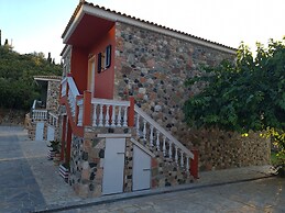 Edem Studios & Apartments