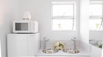 Casa Blanca Guesthouse - Hostel