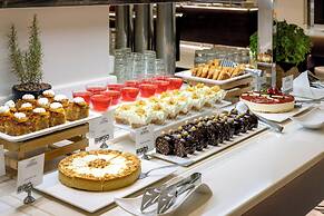 Atlantis Beach Hotel