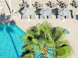 Atlantis Beach Hotel