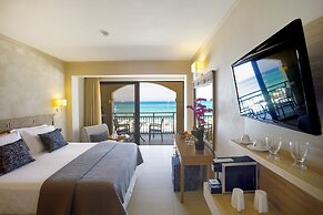 Atlantis Beach Hotel