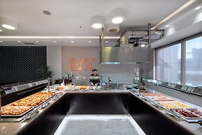 Atlantis Beach Hotel