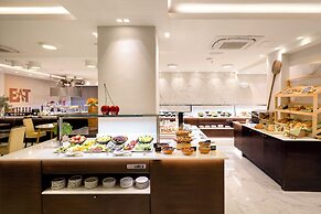 Atlantis Beach Hotel