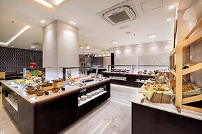 Atlantis Beach Hotel