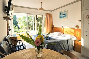 Apollonia Holiday Apartments