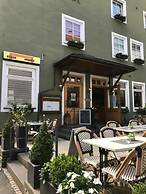 Hotel Alt Montjoie