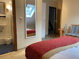 Hotel Alt Montjoie