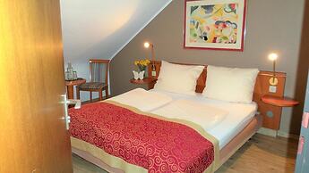 Hotel Alt Montjoie