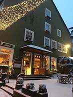 Hotel Alt Montjoie