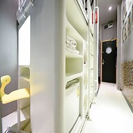 Collection O Jasaen Stylish Unique Hotel