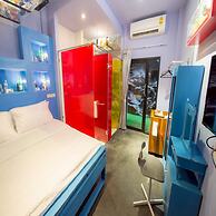 Collection O Jasaen Stylish Unique Hotel