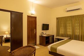 Hanu Reddy Residences Wallace Garden