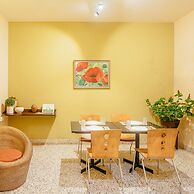 Hanu Reddy Residences Wallace Garden