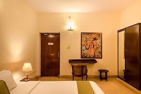 Hanu Reddy Residences Wallace Garden