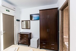 Greek Pride Ηotel and Apartments