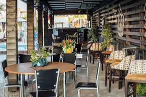 Greek Pride Ηotel and Apartments