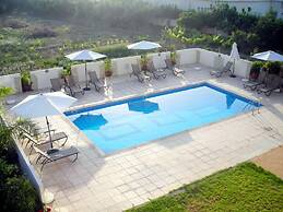 Angela Holiday Apartments