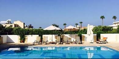 Angela Holiday Apartments