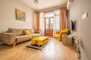 Old Town Deluxe Flats