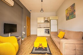 Old Town Deluxe Flats